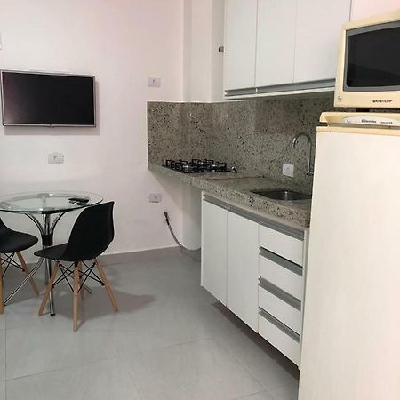 Appartement Apartamento Pertinho Da Uem/Novo Centro à Maringá Extérieur photo